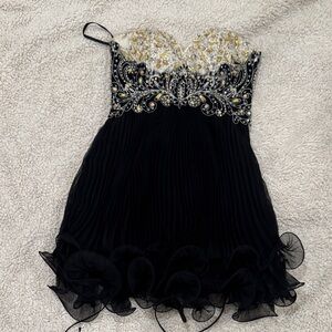Elegant Black and Gold Women’s Dress
